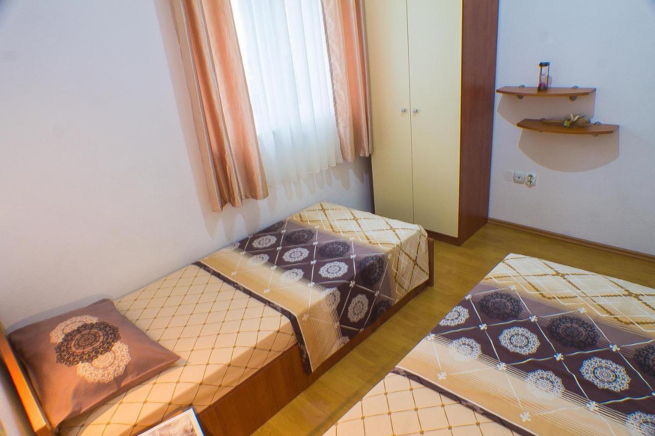 Dmm Apartments Teodo Esterno foto